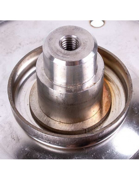 Фланец барабана (опора) для стиральной машины Electrolux, Zanussi, диаметр вала=17мм 6 отверстий x M4.7 (подшипник 6203) Фланец барабана (опора) для стиральной машины Electrolux, Zanussi, диаметр вала=17мм 6 отверстий x M4.7 (подшипник 6203)