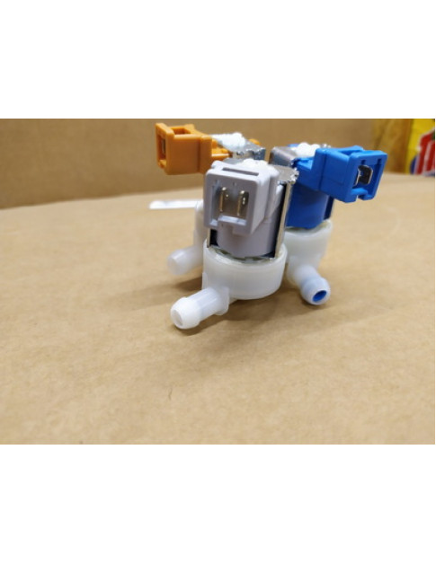 Клапан електромагнітний подачі води для пароконвектомата INVENSYS 370266 3WAY/180/11,5mm 230V AC